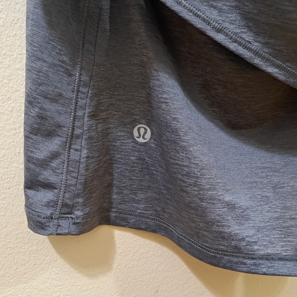 Lululemon reenergized 2 in 1 tank - Picture 6 of 8